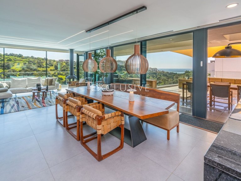 Villa for Sale in Lagos, Algarve 3