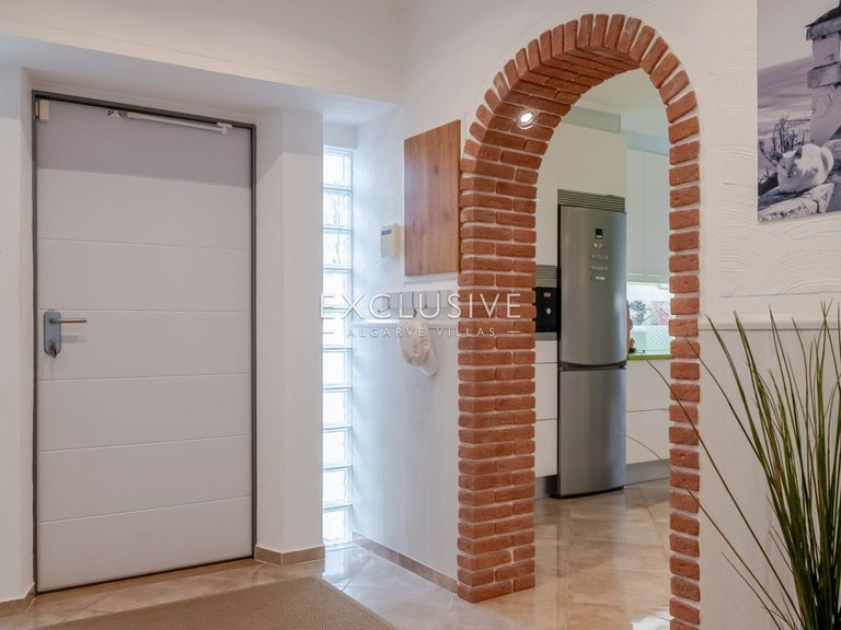 Villa for Sale in Albufeira, Algarve 9