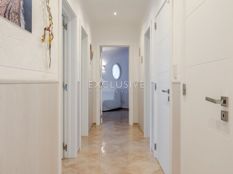 Villa for Sale in Albufeira, Algarve 26