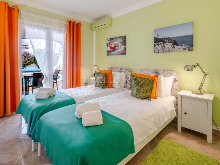Villa for Sale in Albufeira, Algarve 33