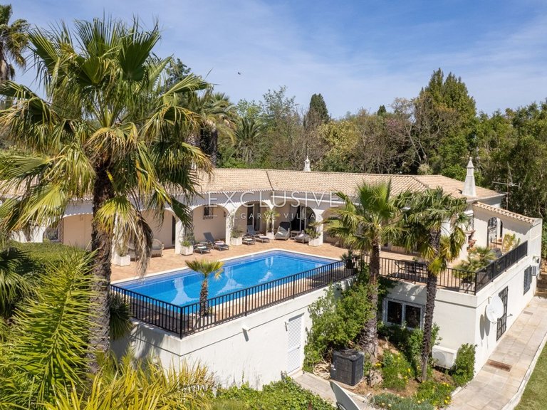 Villa for Sale in PortimÃo, Algarve 26