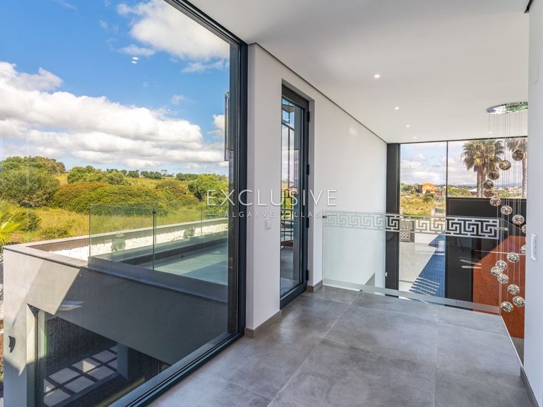 Villa for Sale in Lagos, Algarve 9