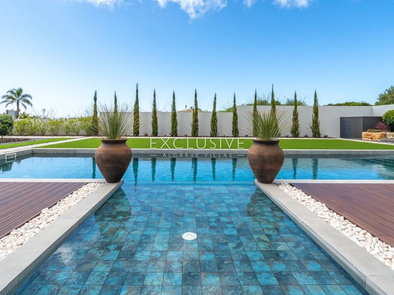 Villa for Sale in Lagos, Algarve 5