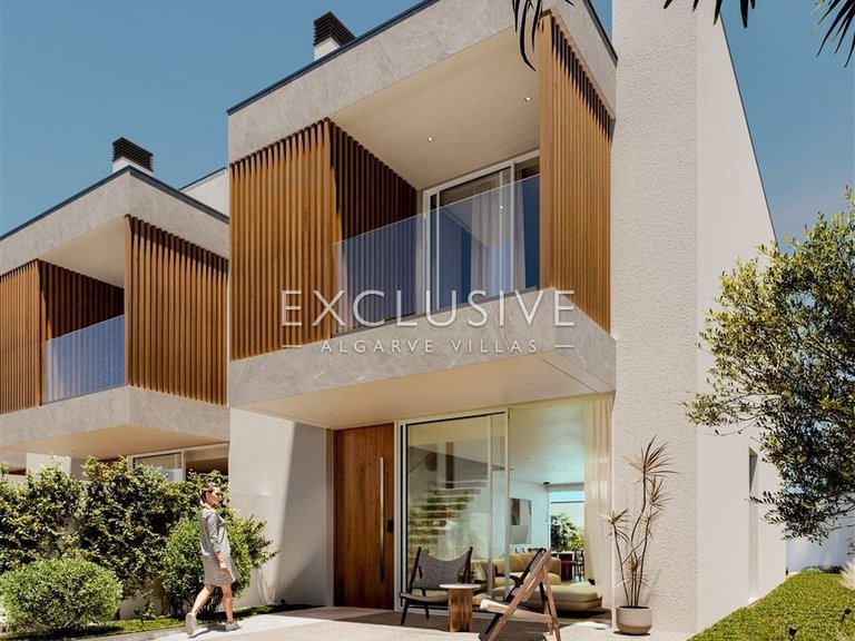 Villa for Sale in Praia Da Luz, Algarve 11