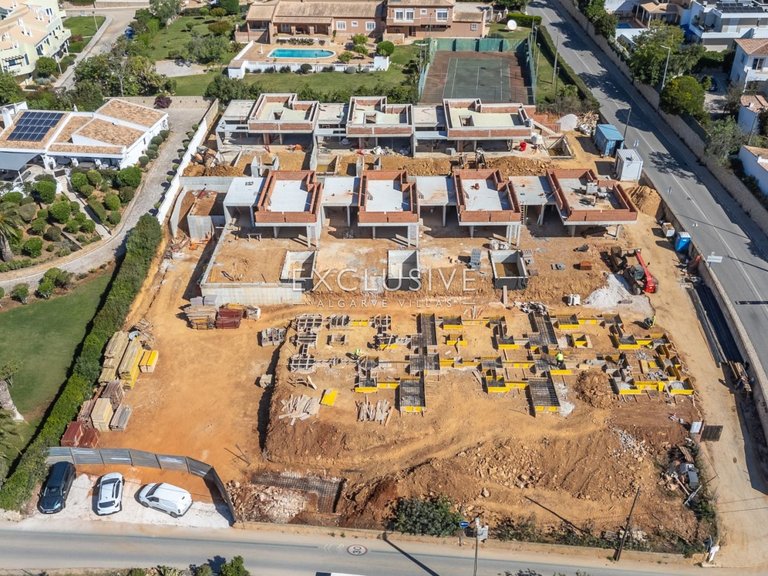 Town House for Sale in Praia Da Luz, Algarve 8