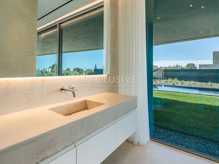 Villa for Sale in Praia Da Luz, Algarve 24
