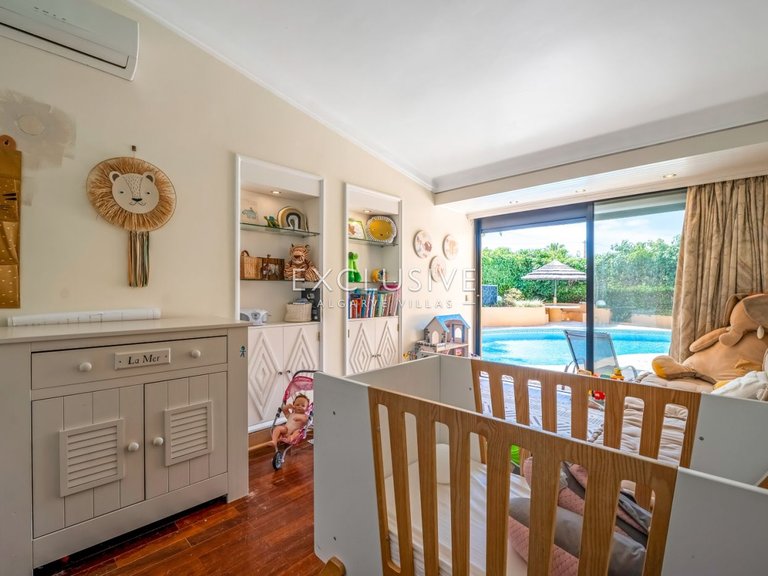 Villa for Sale in Albufeira, Algarve 28