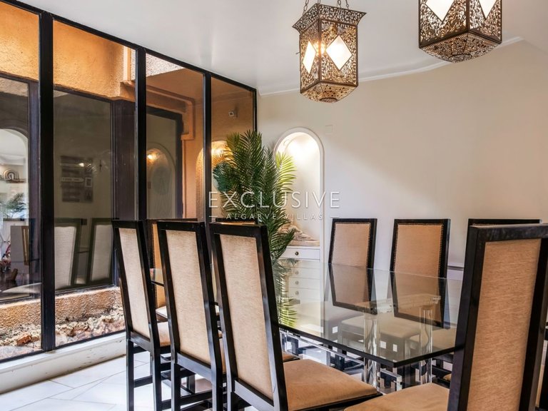 Villa for Sale in Albufeira, Algarve 20