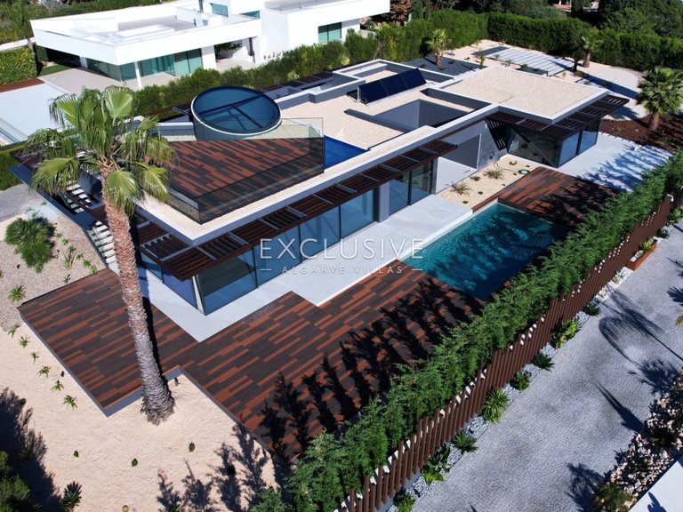 Villa for Sale in Carvoeiro, Algarve 28