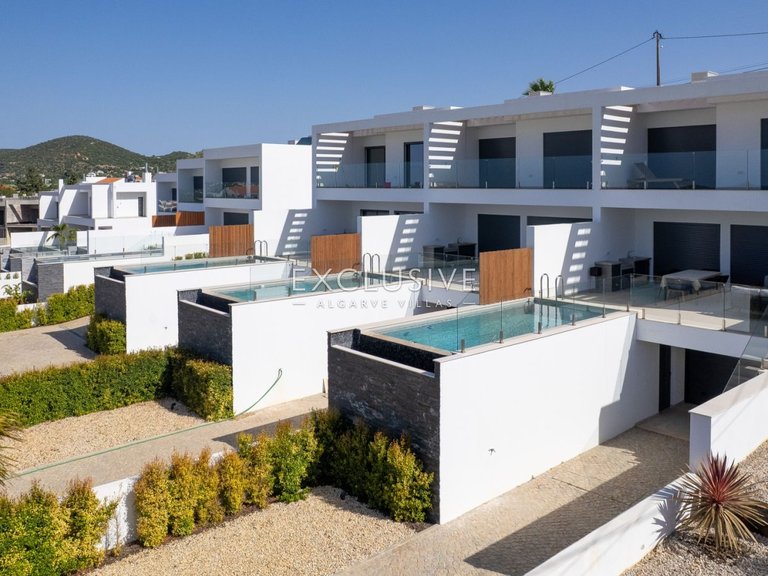 Villa for Sale in Almancil, Algarve 2