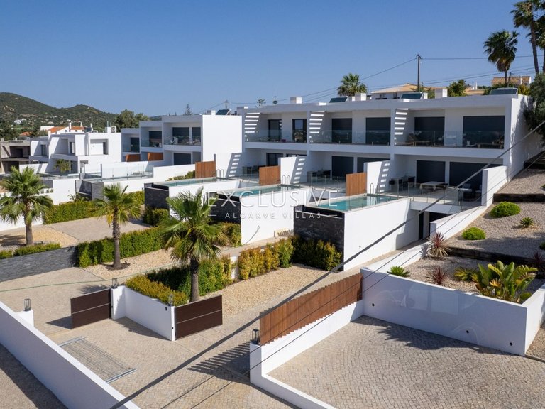 Villa for Sale in Almancil, Algarve 4