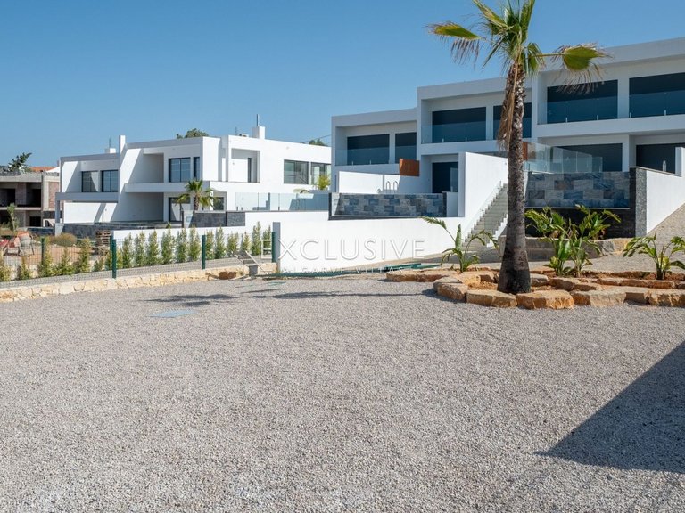 Villa for Sale in Almancil, Algarve 7