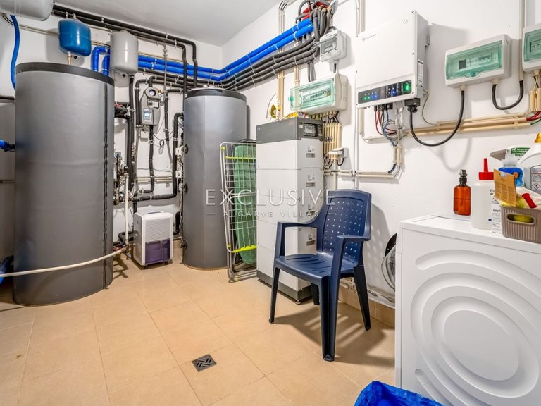 Villa for Sale in Praia Da Luz, Algarve 43