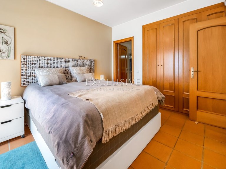 Villa for Sale in Praia Da Luz, Algarve 27