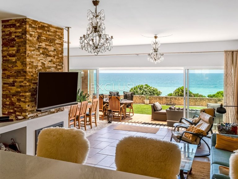 Villa for Sale in Praia Da Luz, Algarve 25