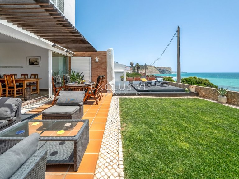 Villa for Sale in Praia Da Luz, Algarve 16