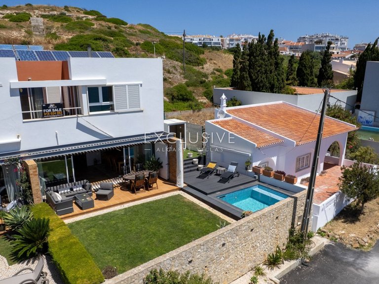 Villa for Sale in Praia Da Luz, Algarve 4