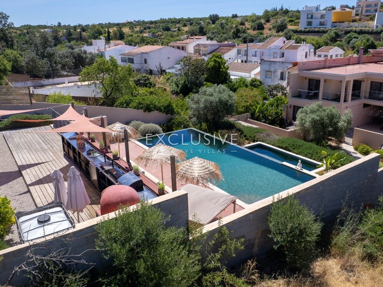 Villa for Sale in Ferragudo, Algarve 2