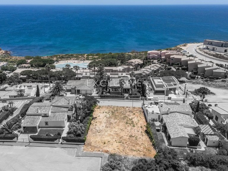 Plot for Sale in Praia Da Luz, Algarve 6