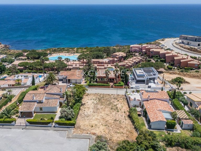 Plot for Sale in Praia Da Luz, Algarve 5