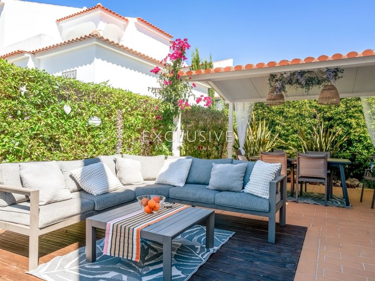 Villa for Sale in Vilamoura, Algarve 23