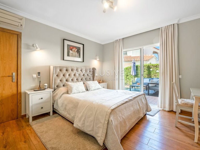 Villa for Sale in Vilamoura, Algarve 6
