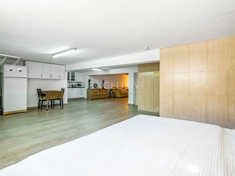 Villa for Sale in Vilamoura, Algarve 15