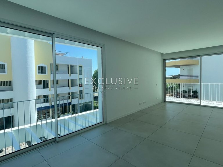 Apartment for Sale in Vilamoura, Algarve 2