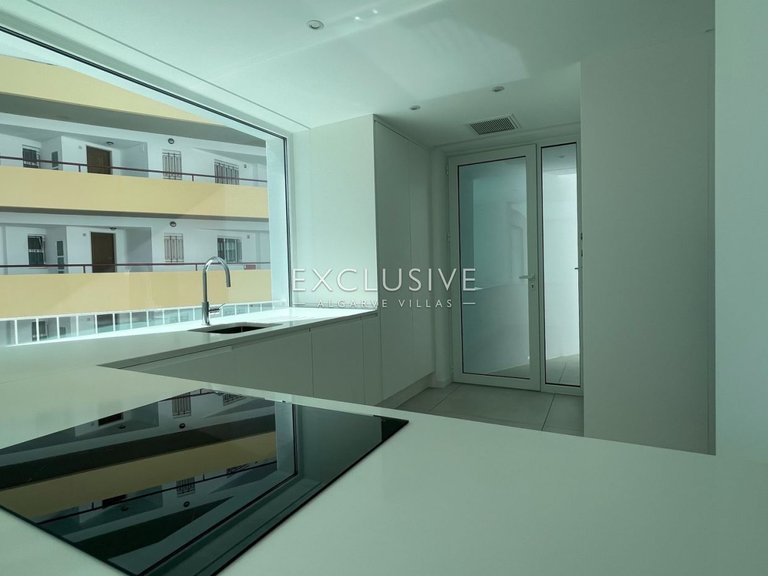Apartment for Sale in Vilamoura, Algarve 4