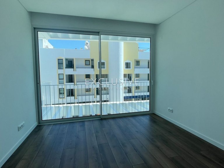 Apartment for Sale in Vilamoura, Algarve 11