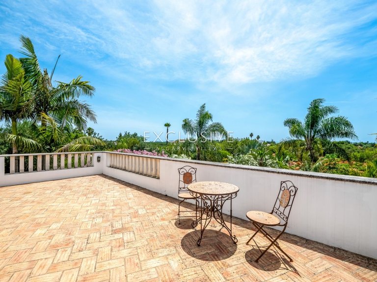 Villa for Sale in Tavira, Algarve 5