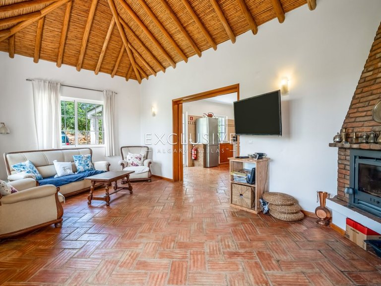 Villa for Sale in Tavira, Algarve 19