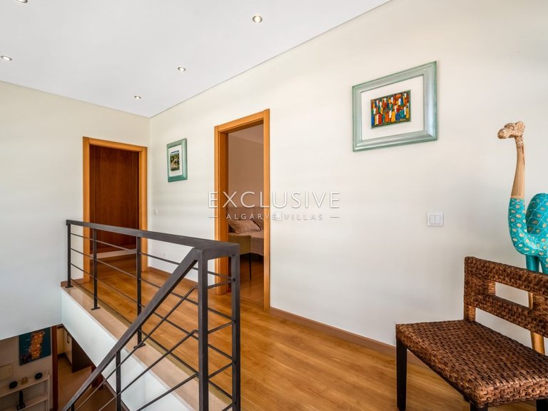 Villa for Sale in ArmaÇÃo De Pera, Algarve 48
