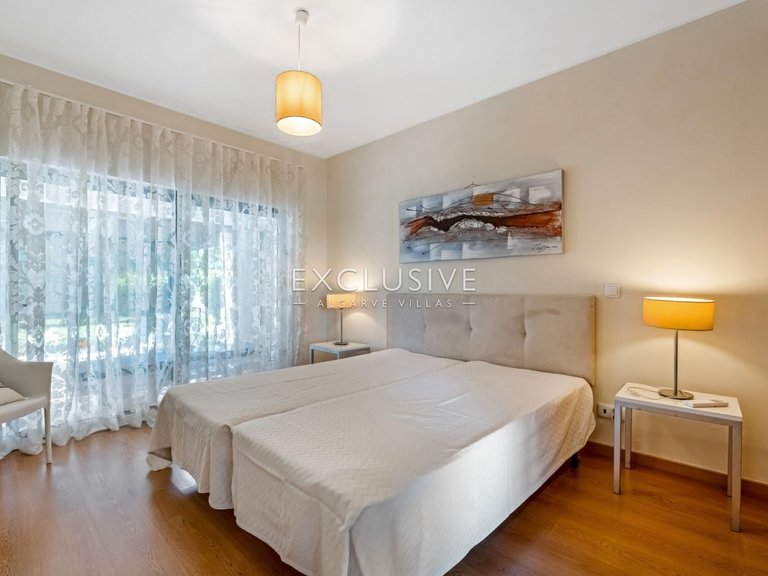 Villa for Sale in ArmaÇÃo De Pera, Algarve 31