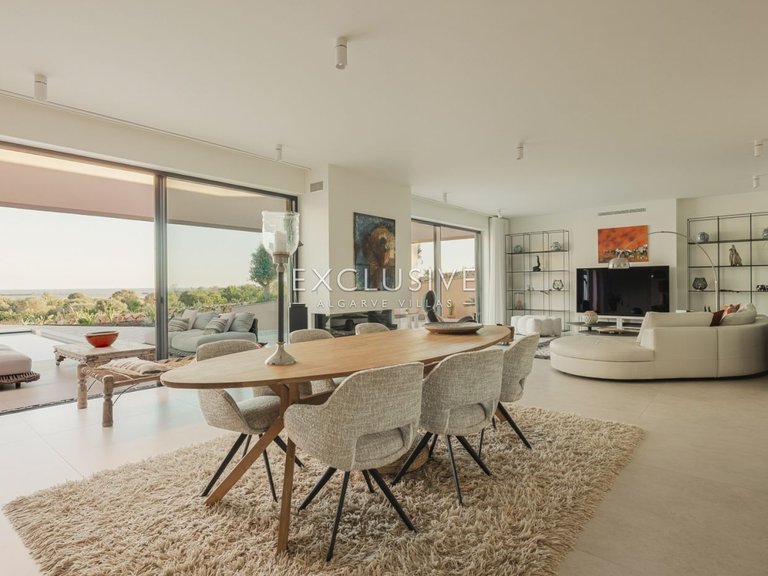Villa for Sale in Lagos, Algarve 3