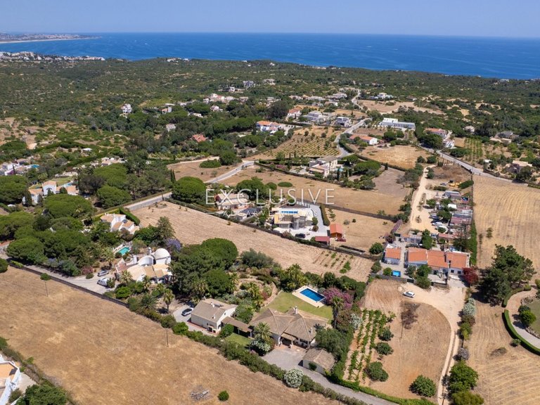 Villa for Sale in Carvoeiro, Algarve 40