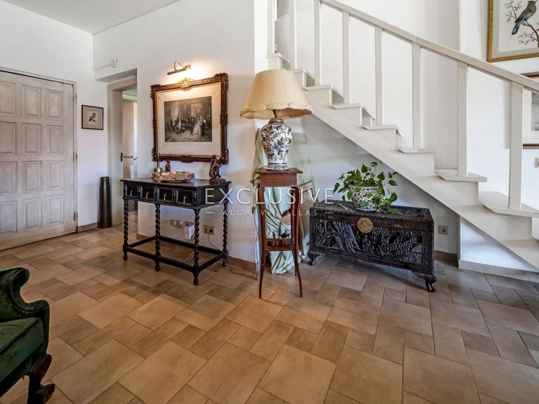 Villa for Sale in Carvoeiro, Algarve 23