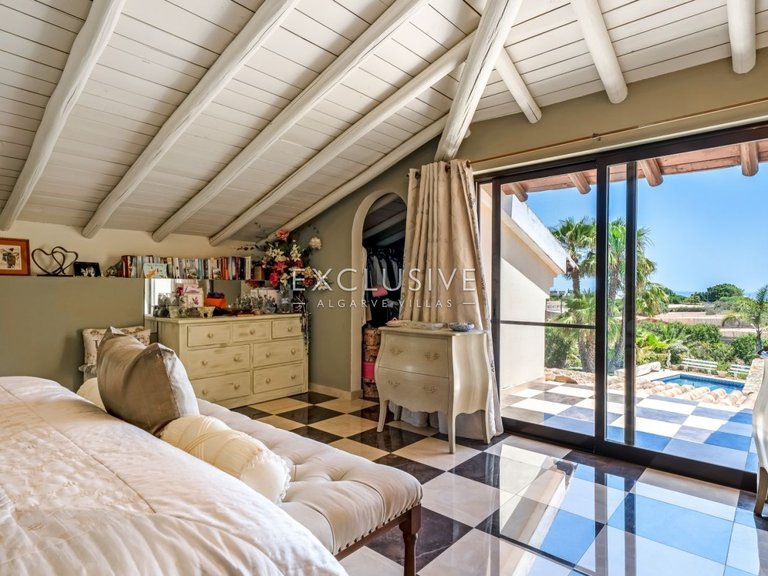 Villa for Sale in Carvoeiro, Algarve 29