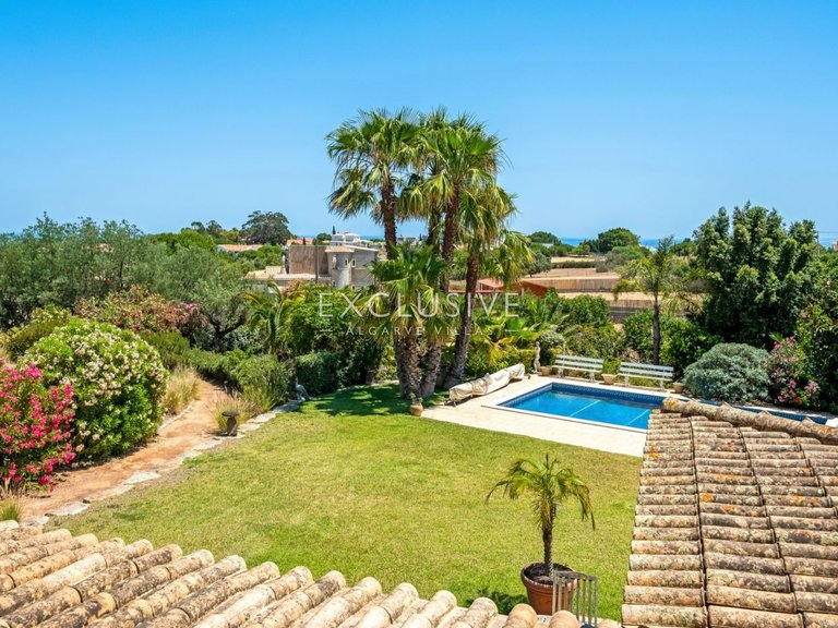 Villa for Sale in Carvoeiro, Algarve 30