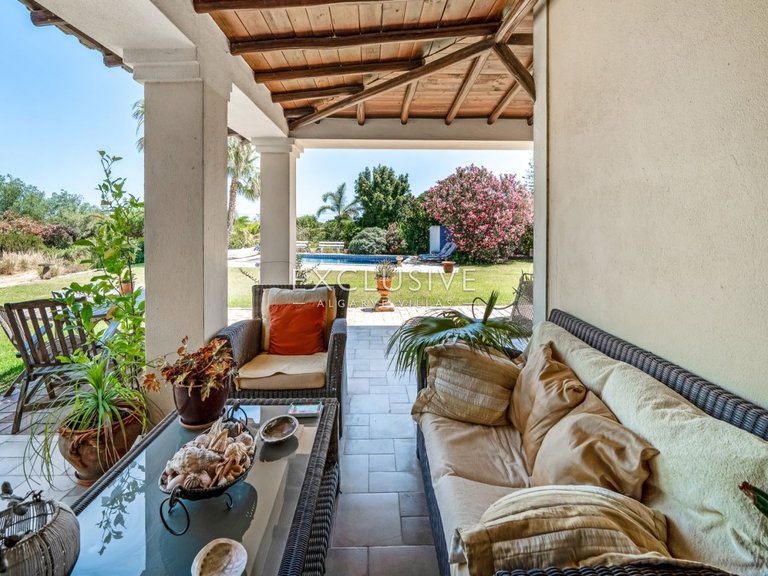 Villa for Sale in Carvoeiro, Algarve 17