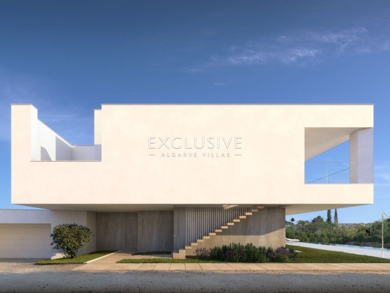Villa for Sale in Praia Da Luz, Algarve 18