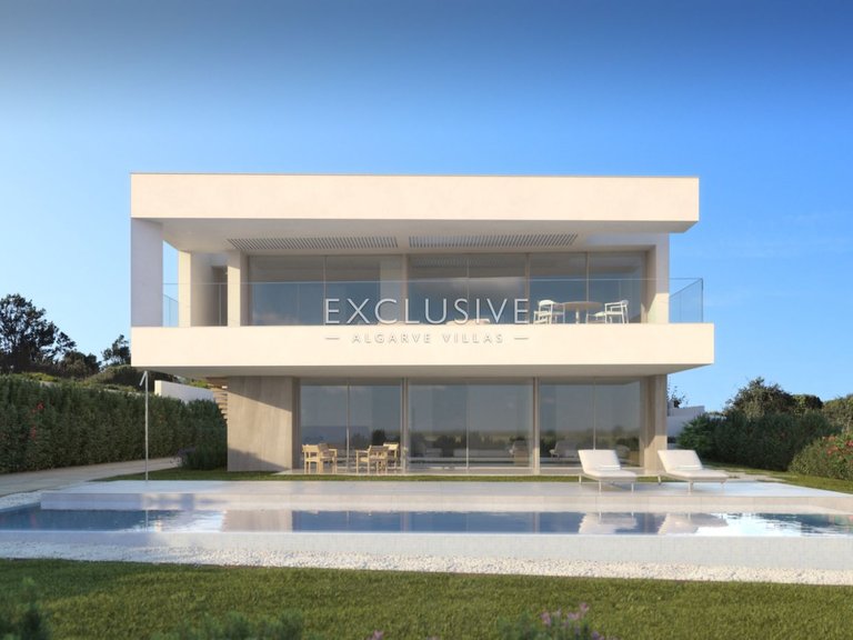 Villa for Sale in Praia Da Luz, Algarve 20