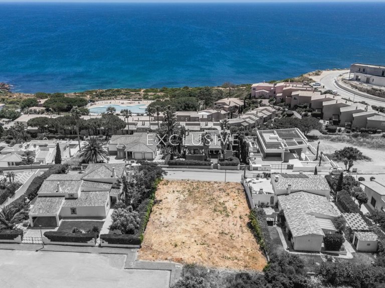Plot for Sale in Praia Da Luz, Algarve 6