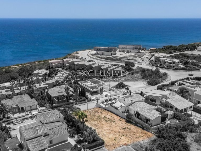 Plot for Sale in Praia Da Luz, Algarve 4