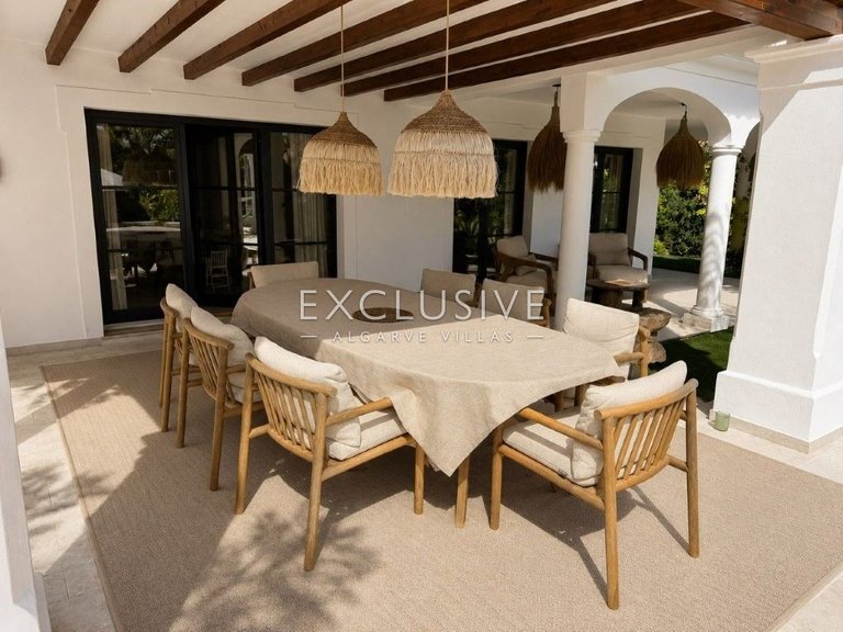 Villa for Sale in Carvoeiro, Algarve 31