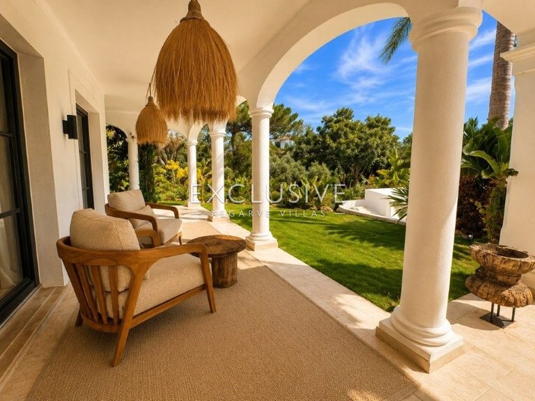 Villa for Sale in Carvoeiro, Algarve 47