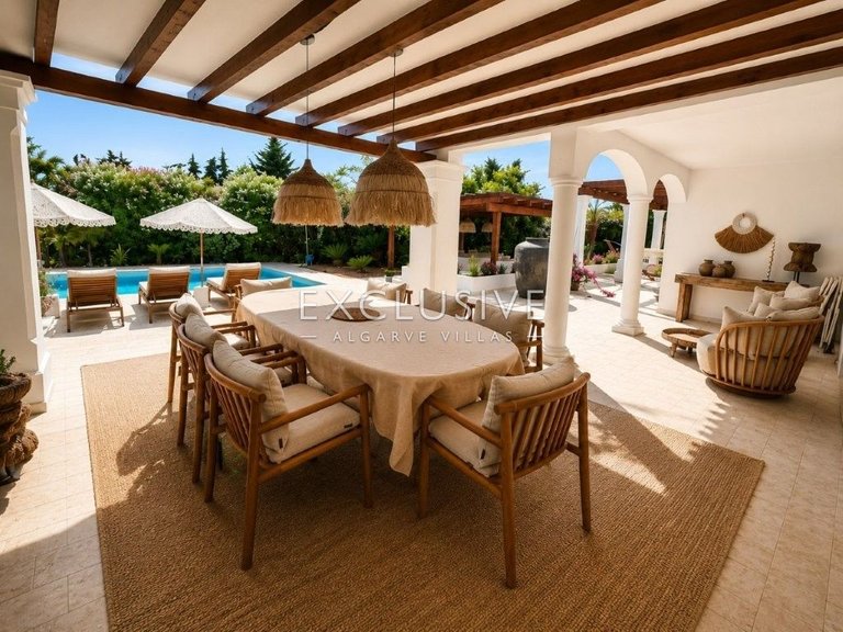 Villa for Sale in Carvoeiro, Algarve 48