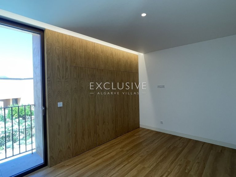 Villa for Sale in Vilamoura, Algarve 21