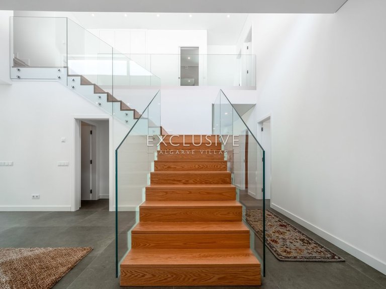 Villa for Sale in Lagos, Algarve 30