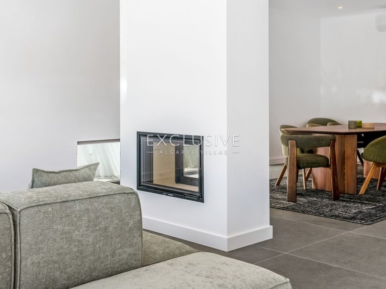 Villa for Sale in Lagos, Algarve 17